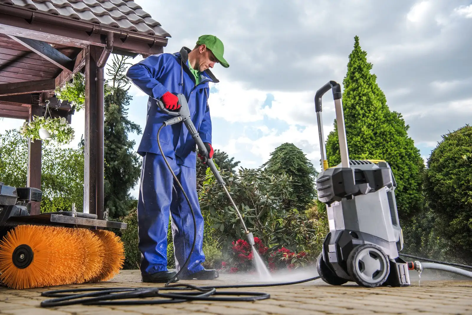 Residential Pressure Washing
